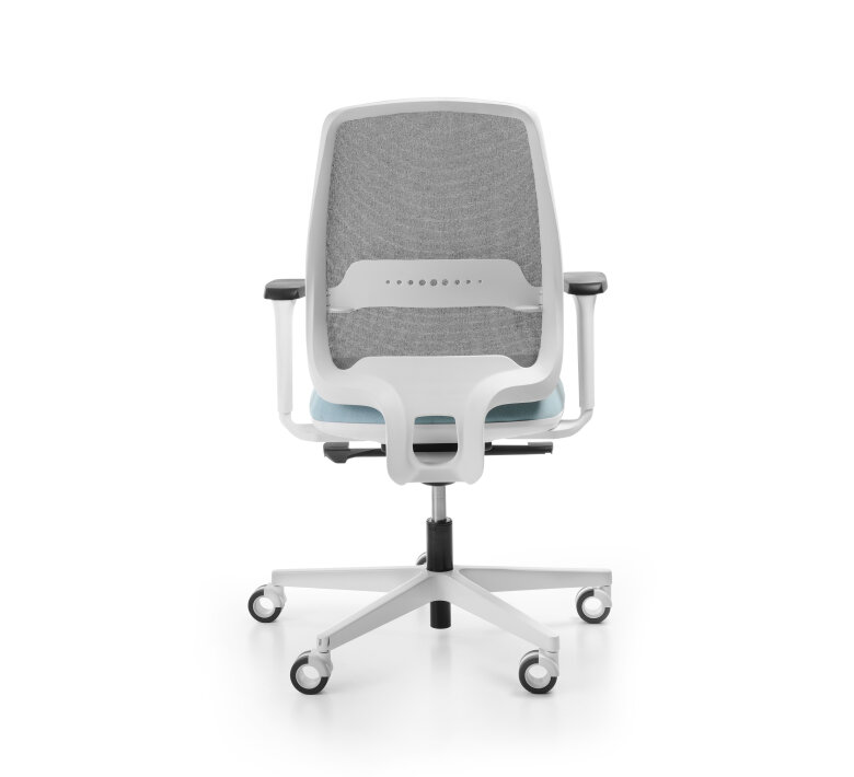 momo-swivel-chair-66.jpeg
