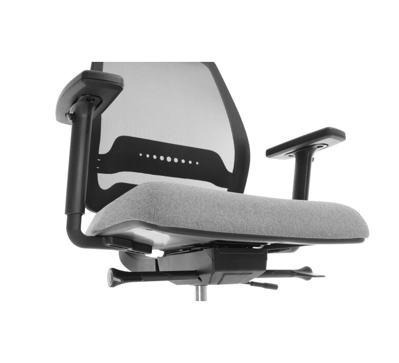 momo-swivel-chair-9.jpeg