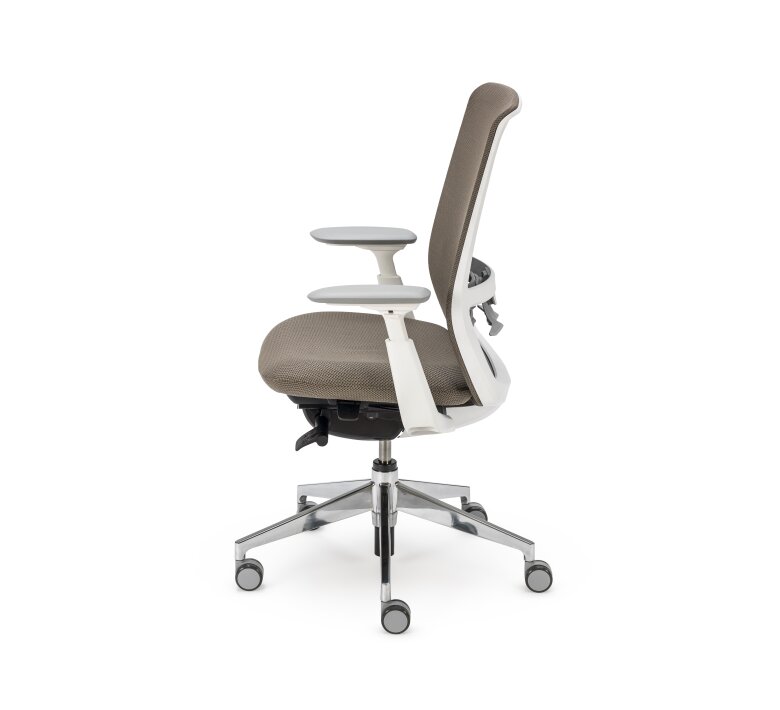 soji-task-chair-model-2018-702.jpg