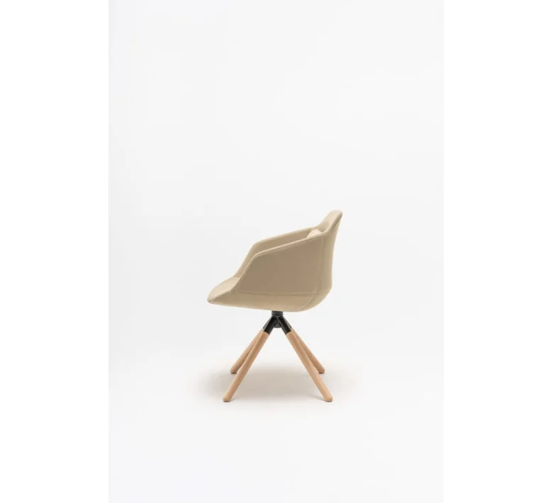 seating_ulra_chair_mdd_a61078_natural_beech_4_.jpg