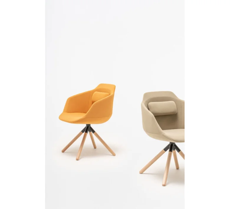 seating_ultra_chir_mdd_a63055_a61078_natural_beech_2_.jpg