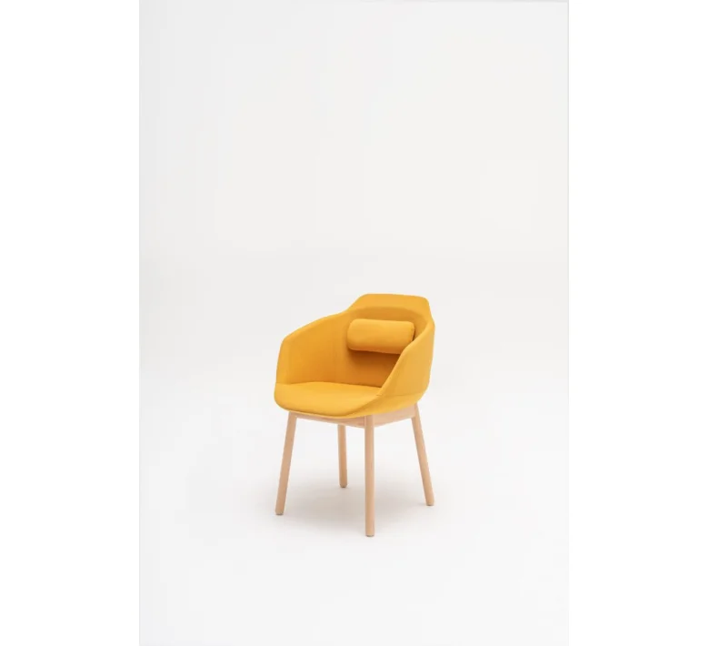 seating_utra_chair_mdd_fd463_natural_beech_2_.jpg