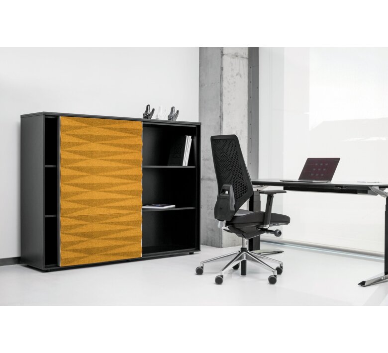 vank-fil-armchair-toor-cabinet-v6-office-arrangement.jpg