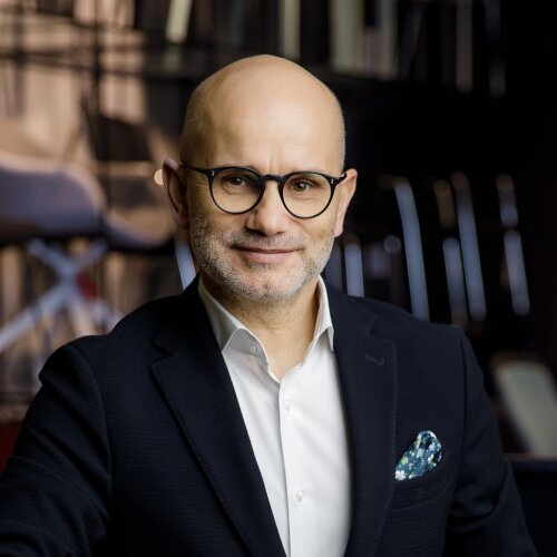 Managing Director
teodor.barcinski@hoof.pl